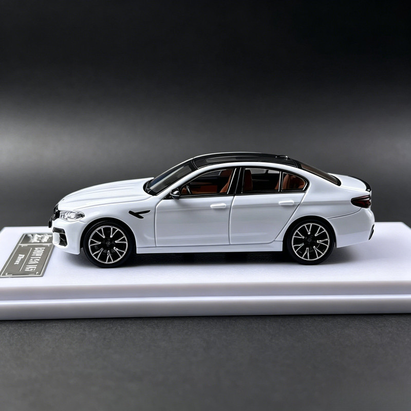 Modelo Howie 1/64, NUEVO BMW M - Die Cast Car 1 64 reseña y precio