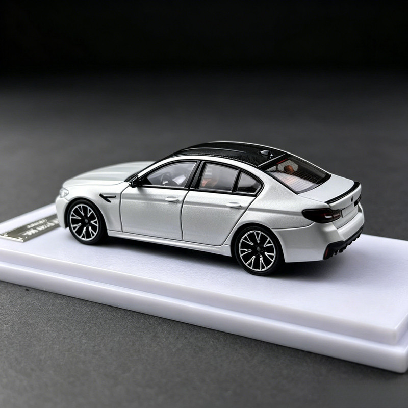 Modelo Howie 1/64, NUEVO BMW M - Die Cast Car 1 64 reseña y precio